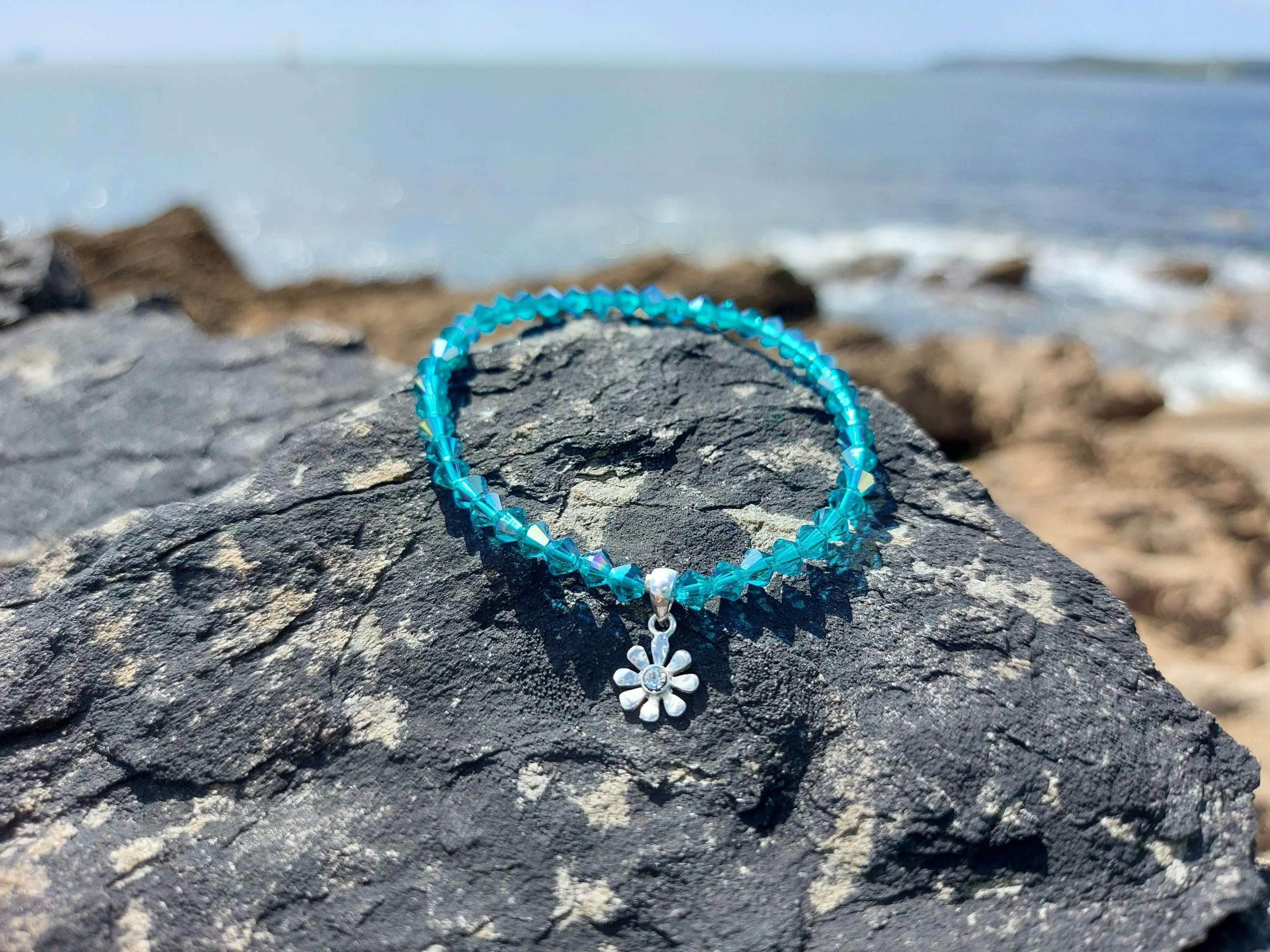 Blue Ocean Memory Wire Large Bracelet, Blue Stone Bracelet, Multi Stra –  SunnyBunnyCrochet
