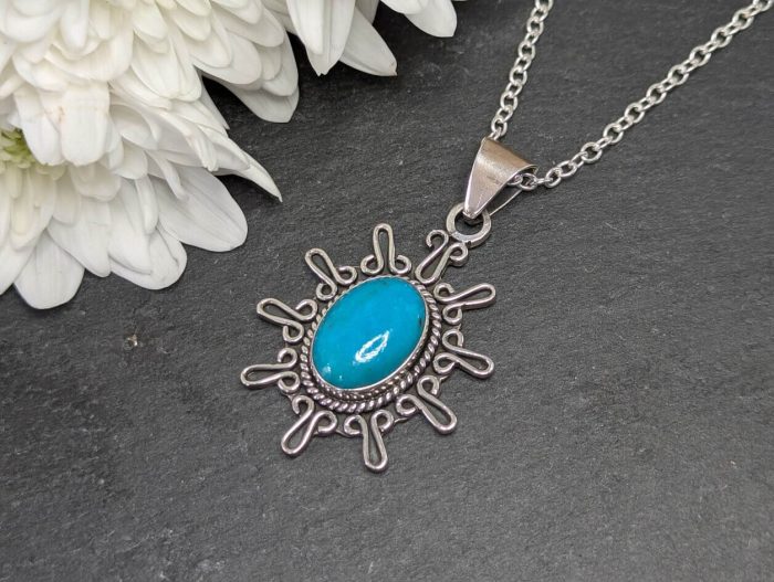 Vintage Turquoise Necklace 925 Sterling Silver on a 18 inch Chain - Image 2