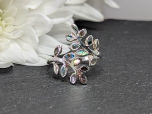 Silver Shell Ring • Size N 1