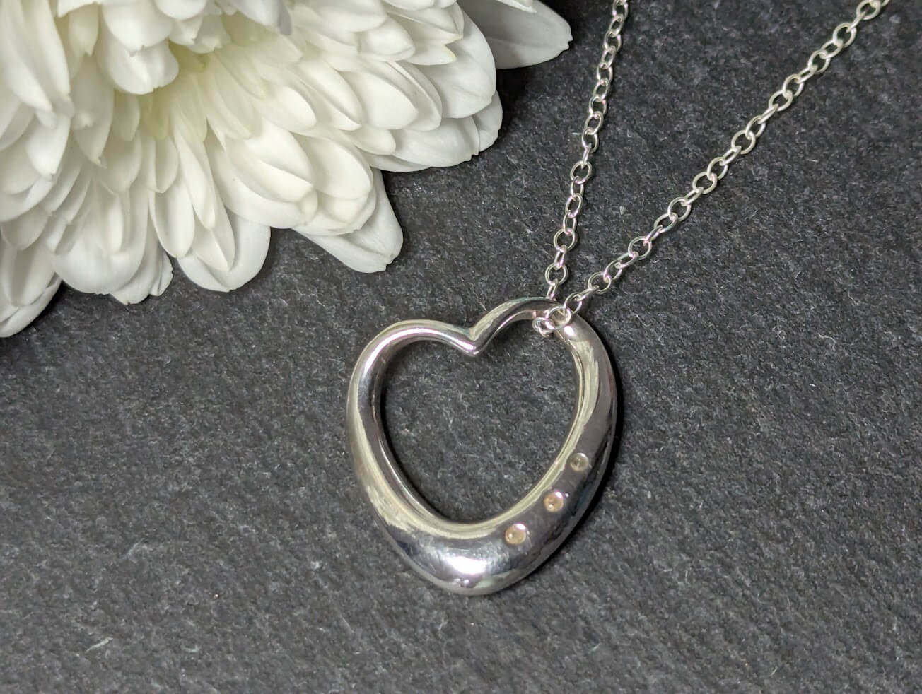 Hot diamonds heart necklace 4