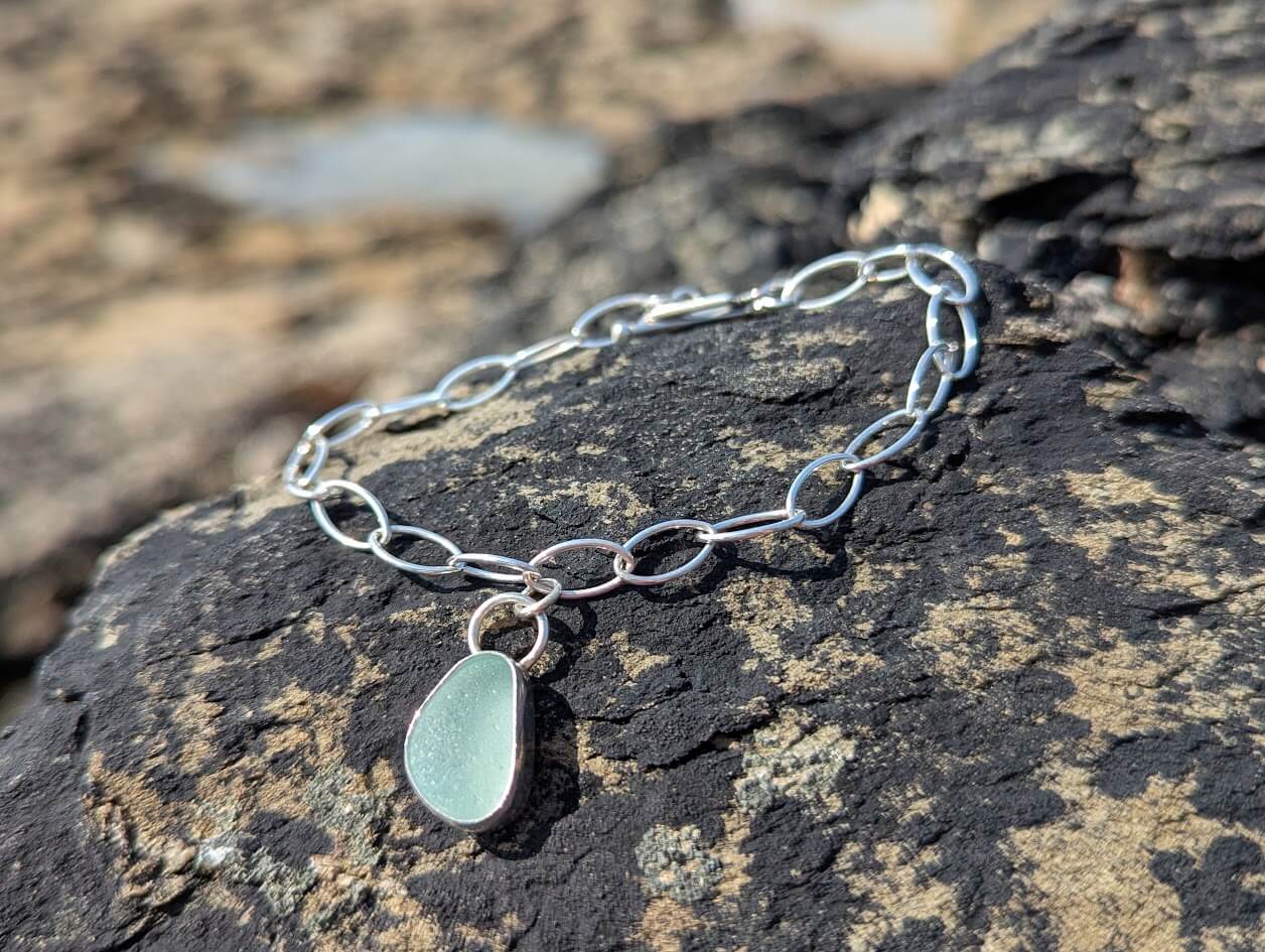 Sterling Silver Sea Glass Bracelet with Seafoam Sea Glass Charm 4